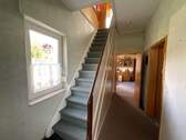 Treppenhaus/Flur im Erdgeschoss - 