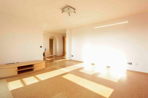 Wohnzimmer - Behaglichkeit pur: Wohnen wie im Penthouse 3,5-Zi.-Whg. in Citylage