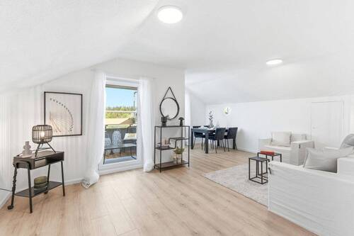 Titel - Sofort einziehen, sofort wohlfühlen - Gepflegte Eigentumswohnung mit Balkon in Wiblingen