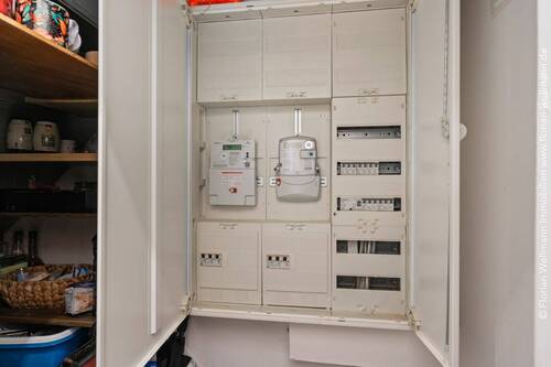 Abstellraum mit Schaltkasten - 