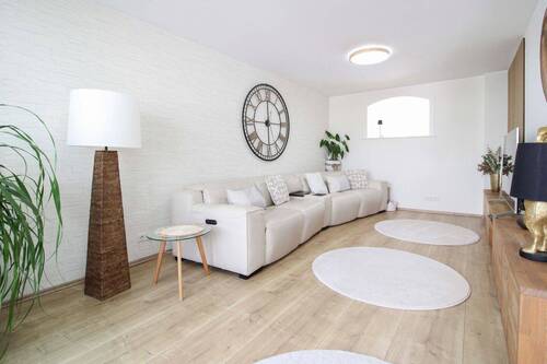 05 Wohnzimmer - 