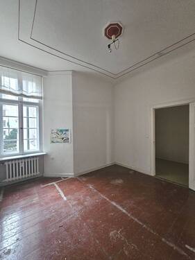 2. Zimmer hofseitig - 