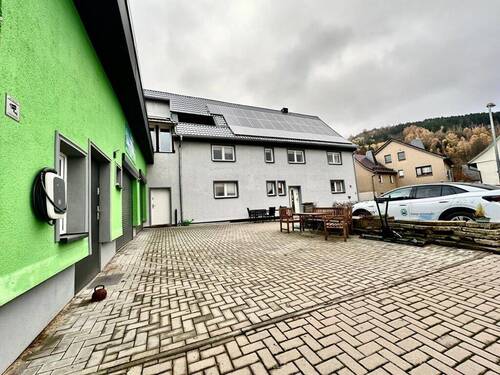 E - Ladestation/ PV Anlage - 