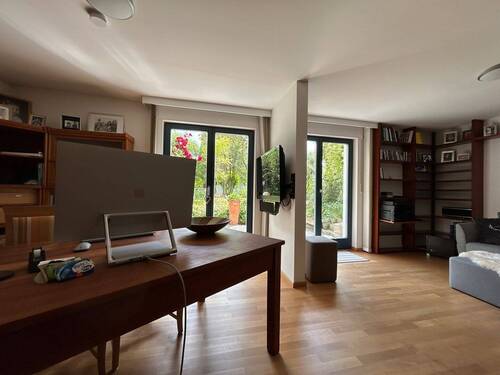 Großes Zimmer zum Arbeiten, Lesen und Entspannen - 