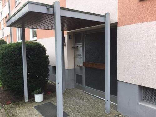 Eingang - 3 Zimmer Etagenwohnung in Höchstadt