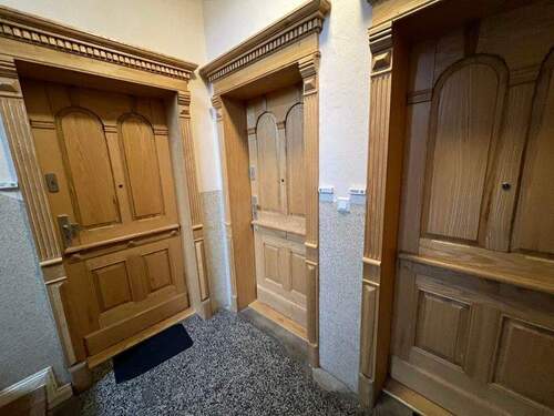 Treppenhaus - 2 Zimmer Etagenwohnung zur Miete in Braunschweig