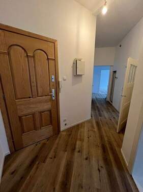 Flur - 2 Zimmer Etagenwohnung in Braunschweig