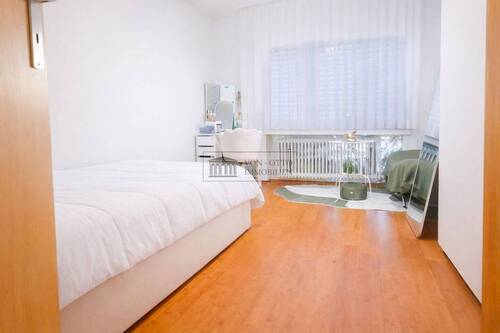 Helles Schlafzimmer 2 - 