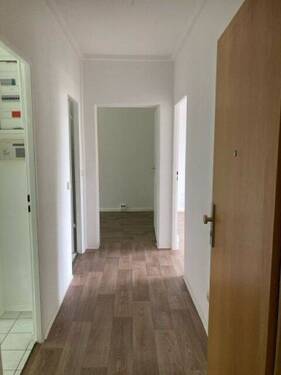 Flurbereich - 6 Zimmer Etagenwohnung zur Miete in Hermsdorf