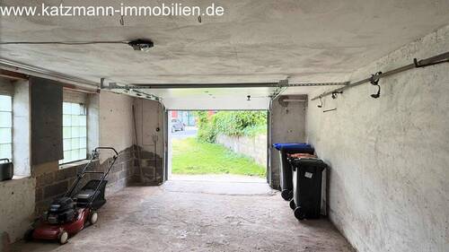 Garage (4 Meter breit!) - 