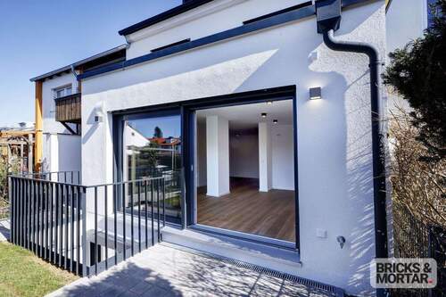 EG_Großzügige Terrasse - 