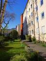 Hausansicht Eingang - 3-Zi. ETW mit West-Balkon in Nürnberg - Johannis, Nähe Klinikum Wohnung kaufen
