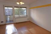 Wohnen mit West-Balkon - Etagenwohnung mit 70,00 m&sup2; in Nürnberg zum Kaufen