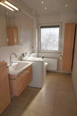 Modernes Tageslichtbad - 