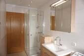 Dusche im Bad - 