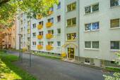 Hausansicht_Liebknechtstraße 28-30 - Etagenwohnung mit 62,90 m&sup2; in Plauen zur Miete