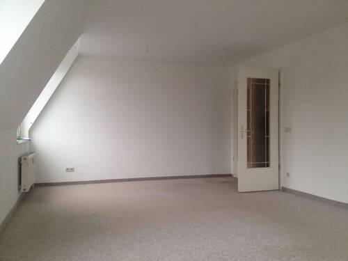 Wohnzimmer 2.jpg-jetzt mit Laminat - 