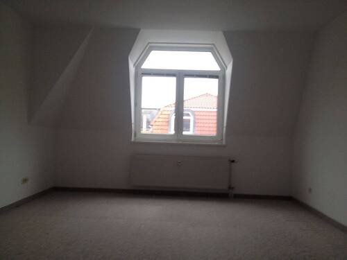 Schlafzimmer 2.jpg-jetzt mit Laminat - 