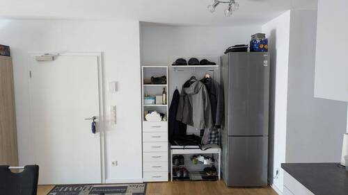 Eingang - 3 Zimmer Etagenwohnung zur Miete in Saarbrücken