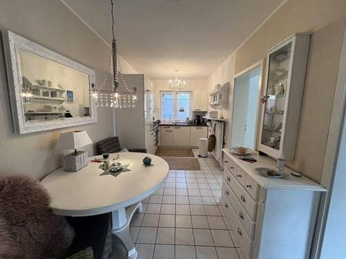 Wohndiele/Küche - 2 Zimmer Etagenwohnung zum Kaufen in Elmshorn