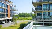 ...und seitlich auf das Biotop - 3 Zimmer Etagenwohnung in Heiligenhafen