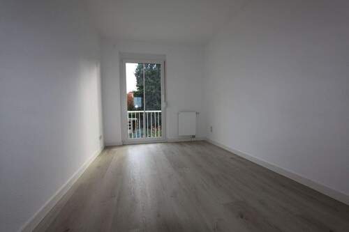 Bild 2 - 5 Zimmer Reihenendhaus zum Kaufen in Frankfurt