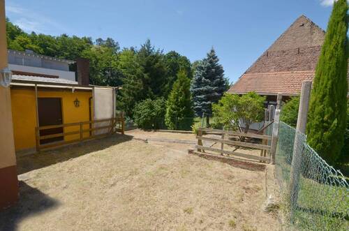 Garten - Mehrfamilienhaus, Wohnhaus zum Kaufen in Waldbronn