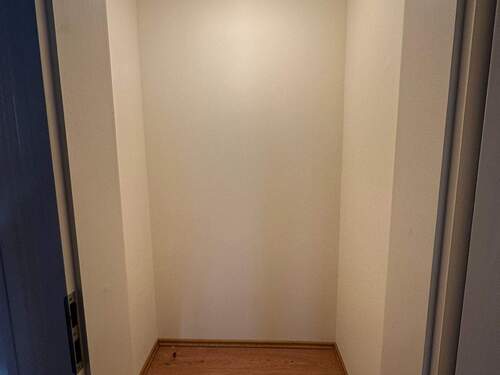 Abstellkammer - 