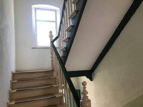 Treppenhaus - Etagenwohnung mit 49,00 m² in Halle (Saale) zur Miete