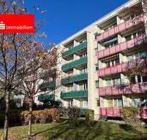 Attraktive 3-Raum-Wohnung mit Balkon und Einbauküche nördlich der Erfurter Altstadt.