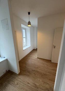 Flur - 1 Zimmer Büro in Dillingen