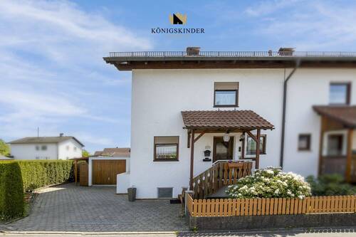 Außenansicht - 7 Zimmer Doppelhaushälfte zum Kaufen in Trunkelsberg