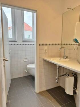 WC 2 - 