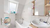 Badezimmer Erdgeschoss Rechts - 