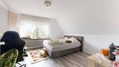 Schlafzimmer Erdgeschoss Rechts - 
