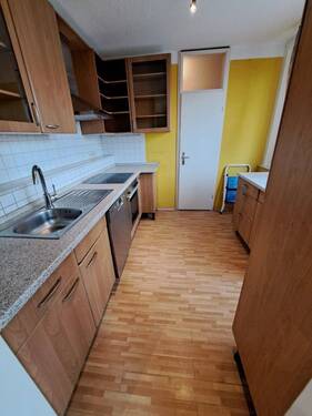 Einbauküche - **Ich bin sofort frei, schöne Vierraumwohnung mit Balkon für Familie mit zwei Kinder, KAUFEN statt mieten!!***