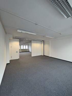 1.jpg - 3 Zimmer Büro zur Miete in Erlangen