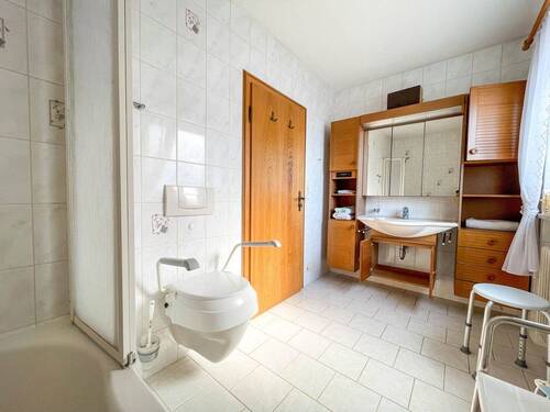 Badezimmer (2) OG.jpg - 