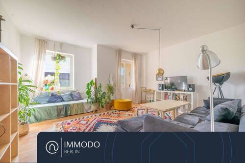 Wohnzimmer - ?? Leben im Prenzlauer Berg - Helle 3-Zimmer-Wohnung mit Süd-Loggia, EBK und modernem Badezimmer