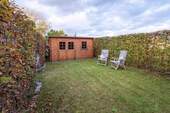 Garten mit Gartenhaus - 