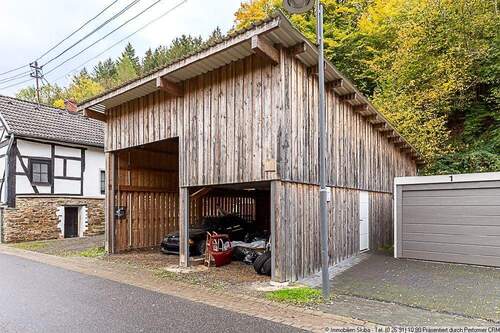 Tore geöffnet - Garage, Stellplatz zur Miete in Leimbach-Gilgenbach
