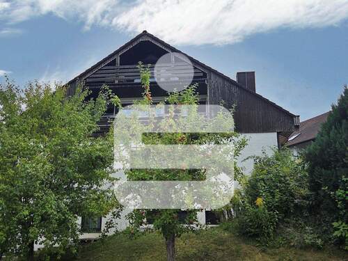 Titelbild - Die perfekte Kombination von Wohnen, Arbeiten und Freizeit...ZFH in Kirchehrenbach