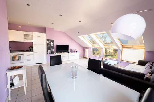 Wohnzimmer_DG_seitlich - 