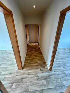 Eingangsbereich - 4 Zimmer Etagenwohnung zur Miete in Schwerin
