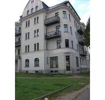 Schick ! Tolle zentrale Lage ! Tolle 2-Raum-Wg. mit modernem Laminat - Chemnitz Schloßchemnitz