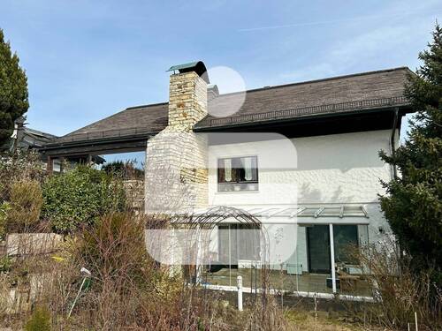 Titel - Großes EFH mit ELW in Höchstadt a. d. Aisch...In dieser Lage würde jeder gerne Wohnen