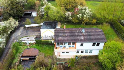 Südansicht - 7 Zimmer Einfamilienhaus zum Kaufen in Aurachtal / Falkendorf