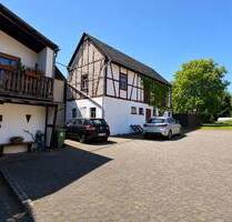 7-Zi.-Zuhause mit großem Garten inkl. zwei kleiner Nebengebäude - Dickenschied