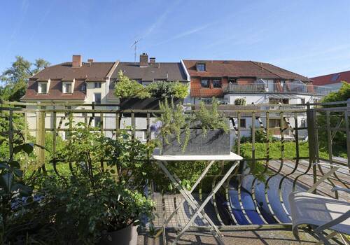 Balkon - Etagenwohnung mit 105,00 m&sup2; in Landshut zum Kaufen