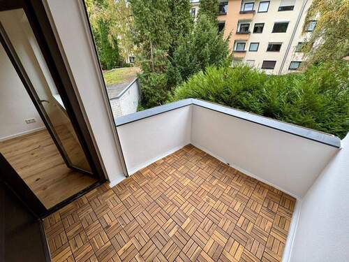 Große Terrasse vom Wohnzimmer - 